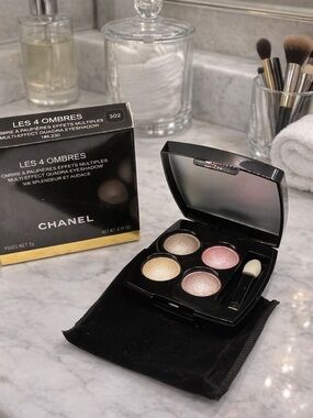 CHANEL 302 LES 4 OMBRES PAULIÈRES EFFETS MULTIPLES EYESHADOW QUAD